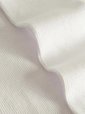 Изображение Бесшовные носки в рубчик белые