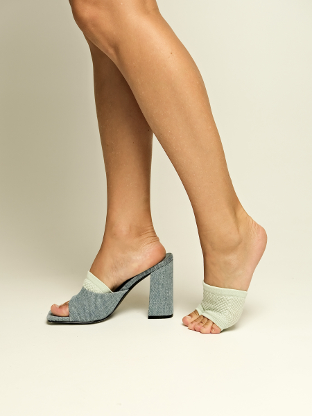 Женские следы без мыска и пятки зеленый