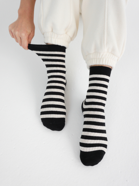 Носки в полоску черный