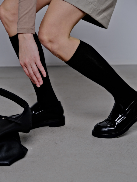 Гольфы из гладкого хлопка черный подробно