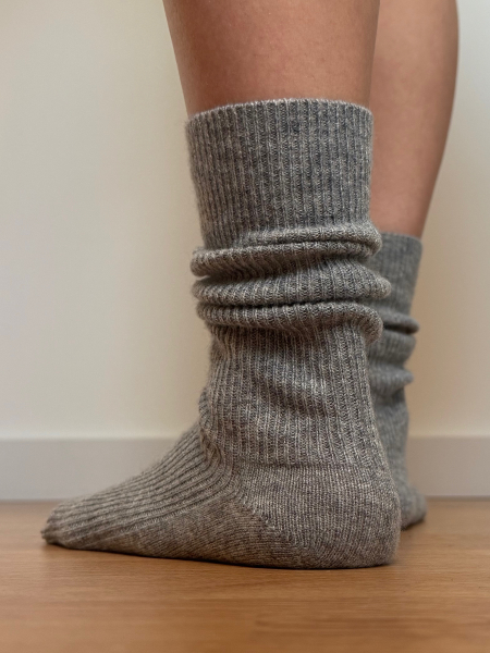 Носки из кашемира длинные красный