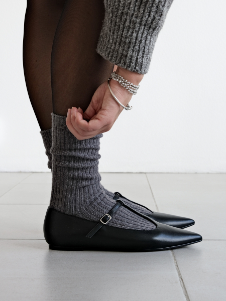 Уютные носки из шерсти серый