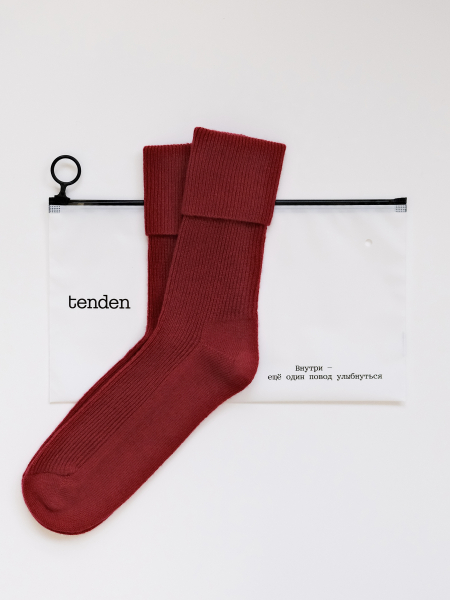 Носки из кашемира длинные красный